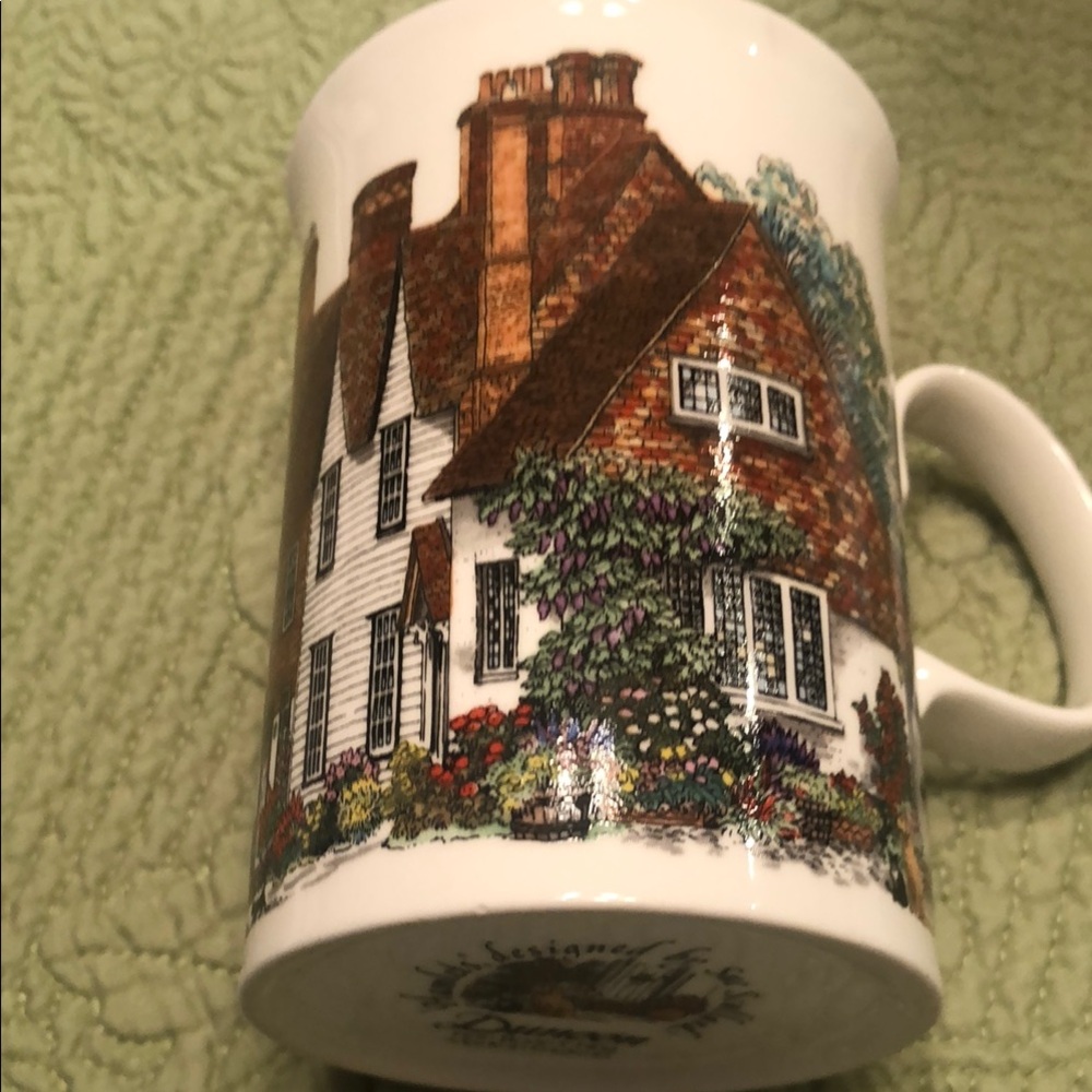 Charming Cottage Mug - White and Brown